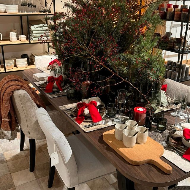 Christmas at our Antwerp store. Get into the holiday spirit by visiting our stores, now completely styled to embrace the festive season.⁠
⁠
In need of a gift? We gladly help you find the perfect item for your loved ones.⁠
⁠
⁠
#scapa #scapahome #escapetheordinary #furniture #belgiandesign #interior #interiordesign #designer #christmas #shopping #xmas #holiday #festive #gifts #gifting #giftingseason #floral #florals #red
