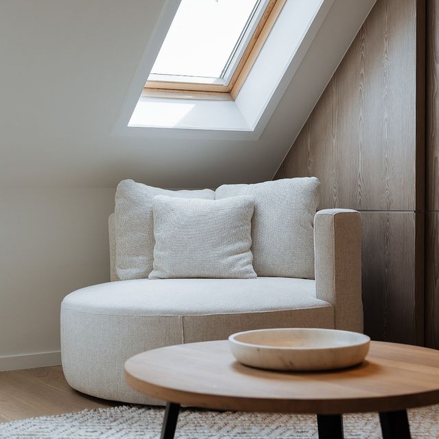 Hotel Cosmopolite in Nieuwpoort. ⁠
⁠
The fusion of comfort and style provided by SCAPA Home enhanced the relaxing atmosphere of the Cosmopolite suites. ⁠
⁠
This 4-star hotel is a visual delight and a dream to spend your holiday getaway.⁠
⁠
⁠
#scapa #scapahome #escapetheordinary #furniture #belgiandesign #interior #interiordesign #designer #styling #project #projectstyling #hotel #hotelcosmopolite #nieuwpoort